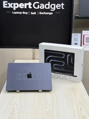 Laptop Apple MacBook Pro 2024 M4 Pro 24GB Apple M4 Pro SSD 512GB