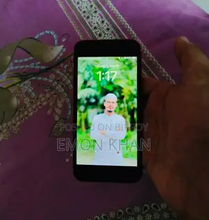 Apple iPhone 8 64 GB Red