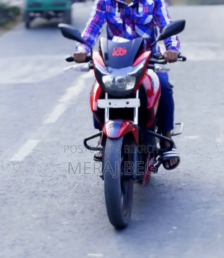 টিভিএস ২০১৮ লাল