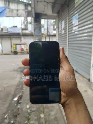 অ্যাপল আইফোন এক্সএস ৬৪ জিবি ব্ল্যাক