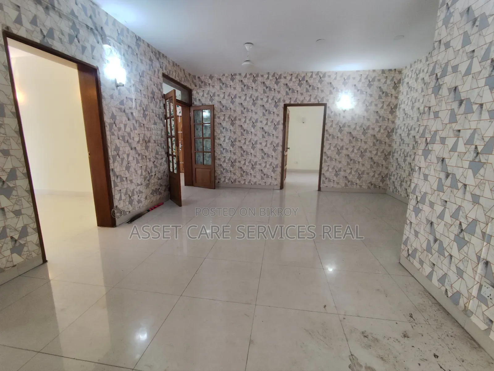 গুলশানে ৩ বেডরুমের ফ্ল্যাট ভাড়ার জন্য