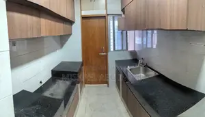 বসুন্ধরার আরবি এলায়েন্সে ৩ বেডরুমের অ্যাপার্টমেন্ট ভাড়া দেওয়া হবে