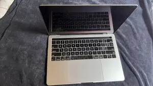 ল্যাপটপ Apple MacBook Pro 2020 8GB Intel Core 7 SSD 256GB