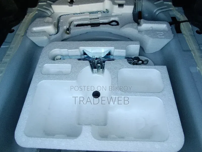 Toyota Axio 2021 White