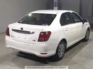 টয়োটা অ্যাক্সিও ২০২১ সাদা