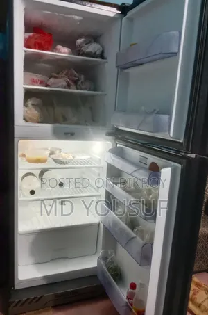 Walton Refrigerator, Model : WFC-3D8