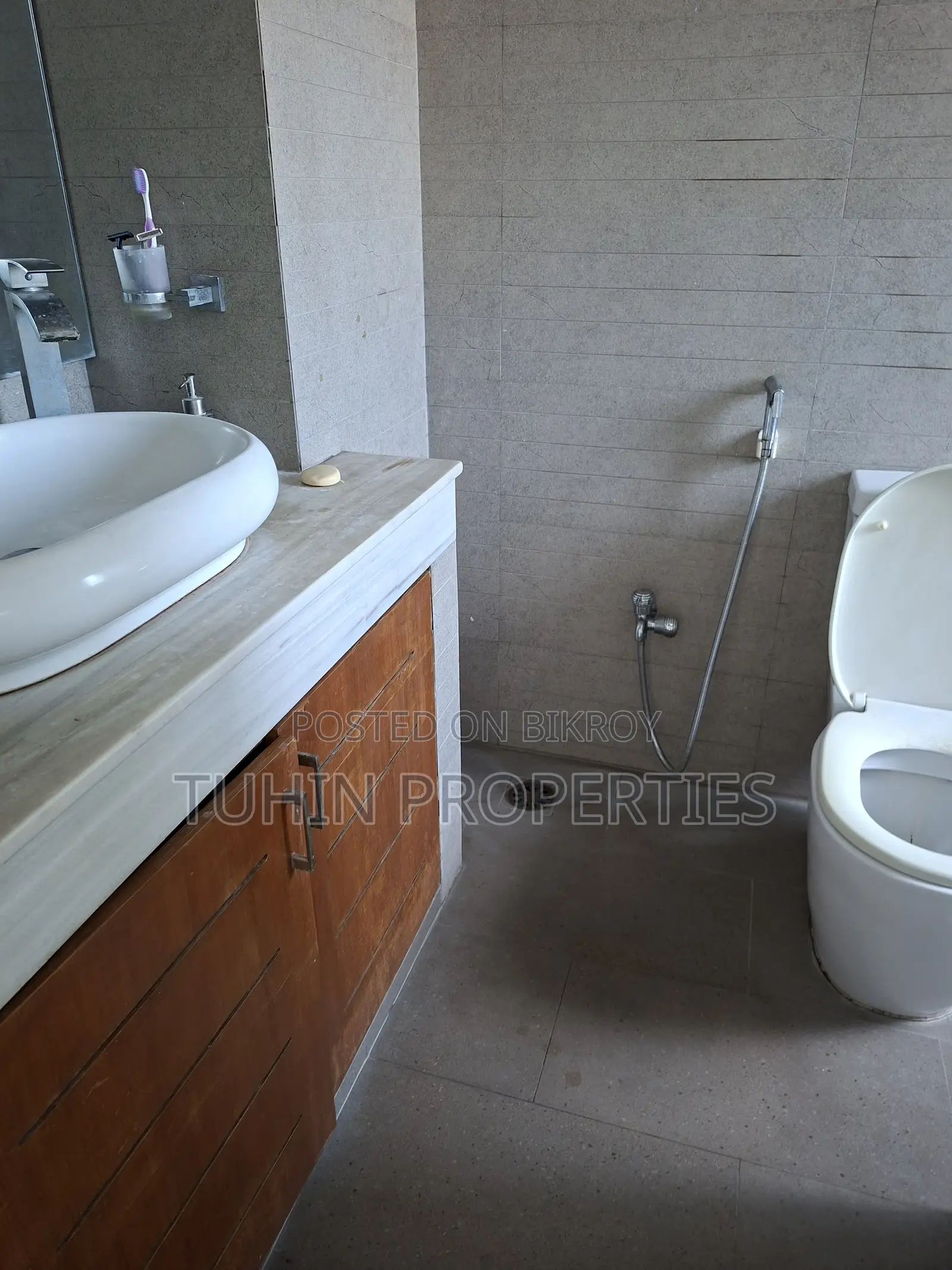 4-Bedroom Apartment in Banani for Sale