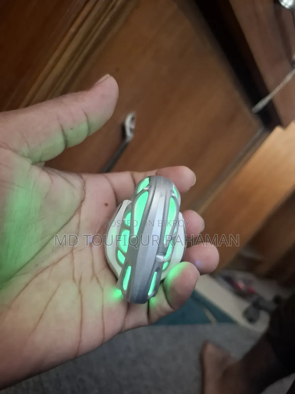 HTC Neo Earbuds