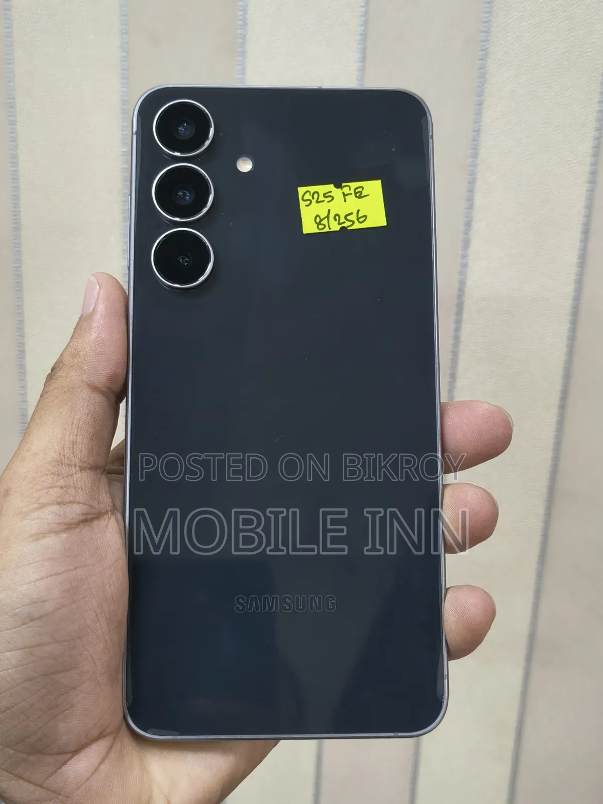 স্যামসাং গ্যালাক্সি এস২৫ এফই ২৫৬ জিবি কালো