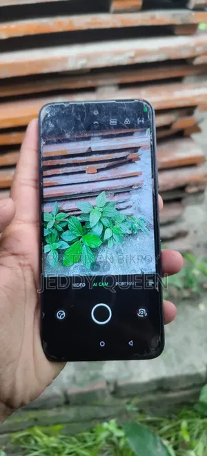 ইনফিনিক্স হট ৬০আই ২৫৬ জিবি ব্ল্যাক
