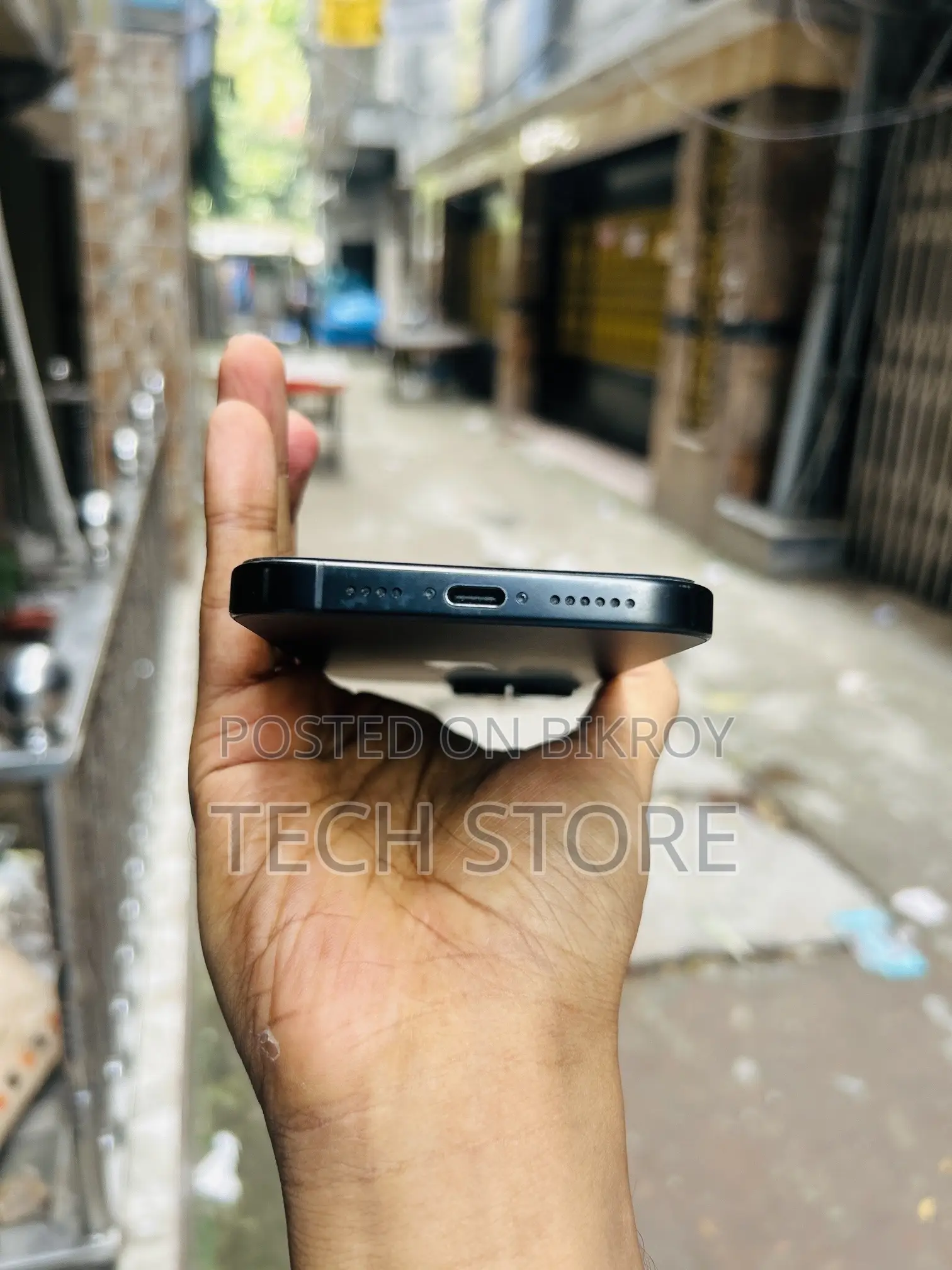 অ্যাপল আইফোন ১৬ প্রো ম্যাক্স ২৫৬ জিবি ব্ল্যাক
