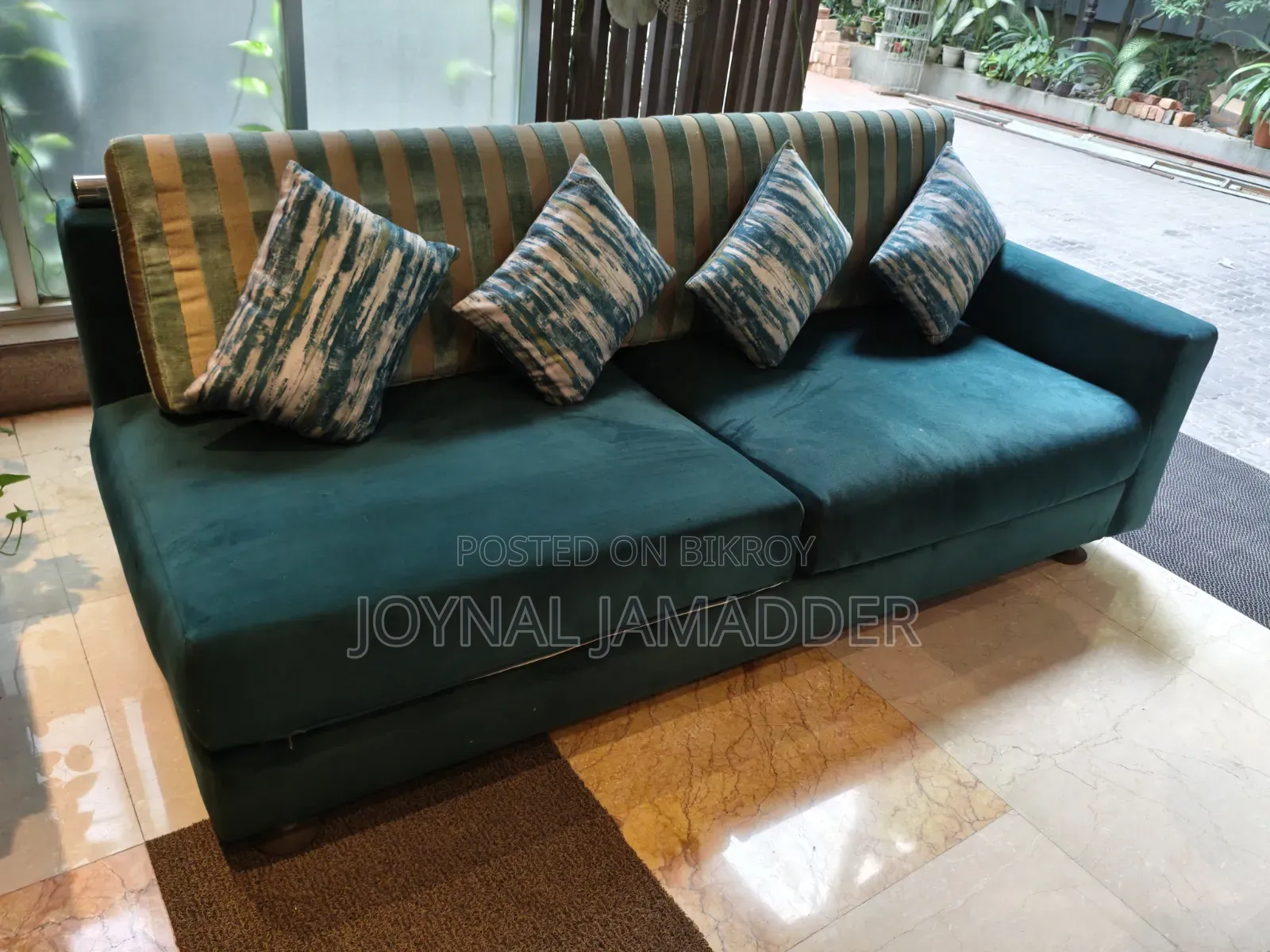 Sofa for Sale.
