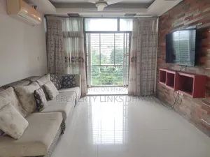 গুলশানে ভাড়ার জন্য আসবাবপত্রসহ ৪-বেডরুমের অ্যাপার্টমেন্ট