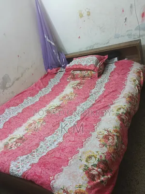 ৬/৫ খাট মেহগনি কাঠের । মজবুত টেকসই