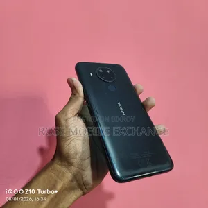 Nokia 64 GB Green