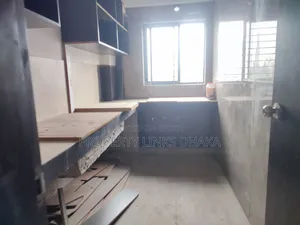 বসুন্ধরার পাশে বারিধারায় ৩ বেডরুমের অ্যাপার্টমেন্ট বিক্রয়ের জন্য