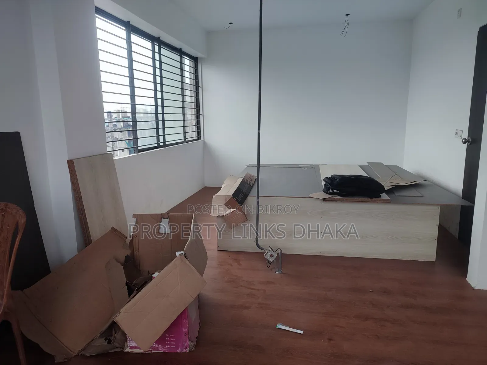বসুন্ধরার পাশে বারিধারায় ৩ বেডরুমের অ্যাপার্টমেন্ট বিক্রয়ের জন্য