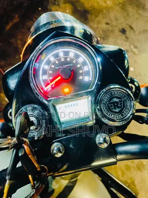 Royal Enfield Classic 350 2025 Gray