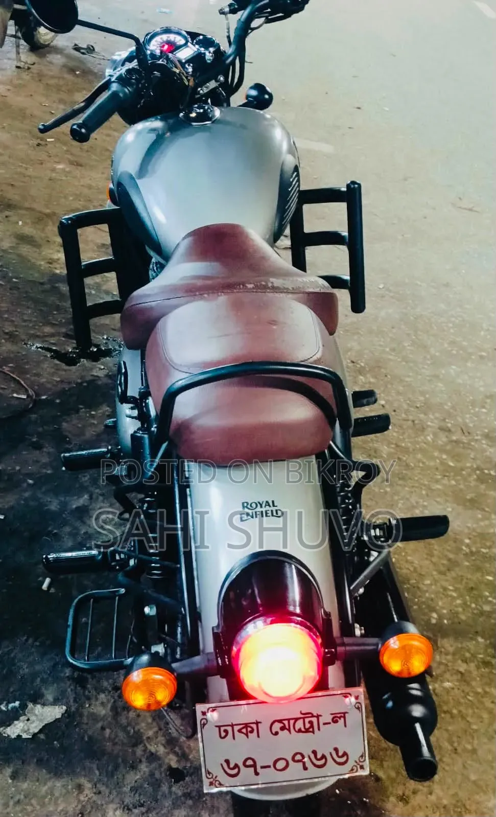 Royal Enfield Classic 350 2025 Gray