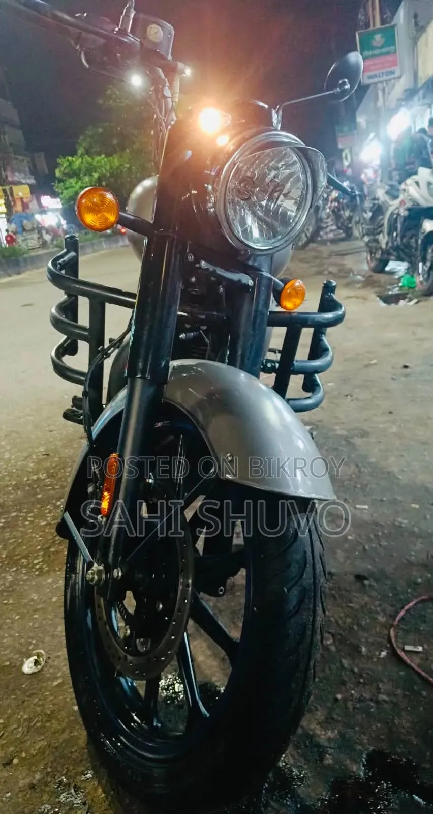 Royal Enfield Classic 350 2025 Gray