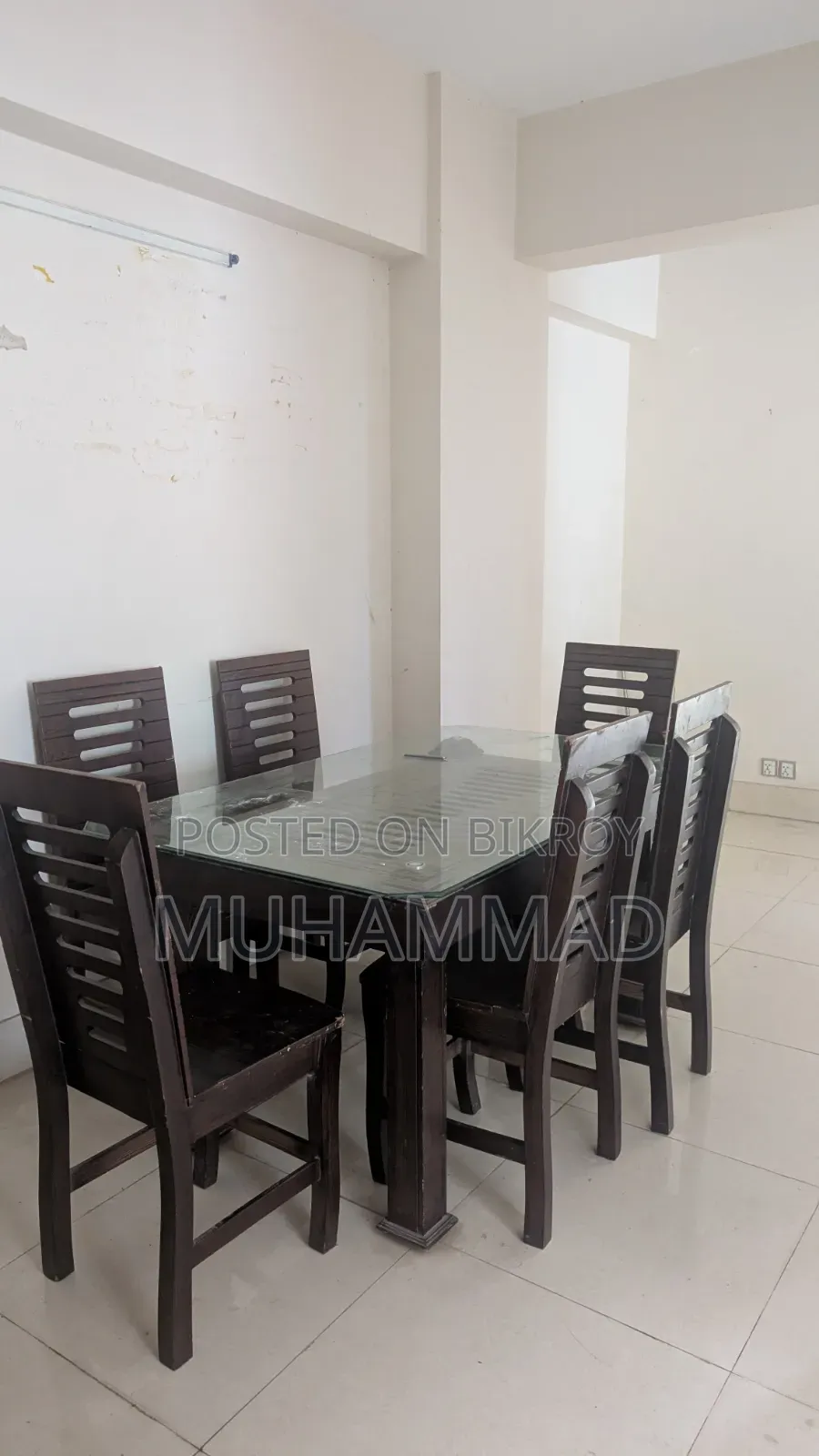 কাঠের ডাইনিং টেবিল ৬ পিস চেয়ার সেট সহ