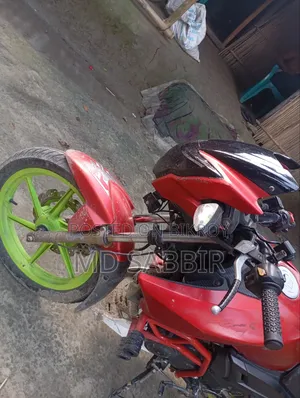 TVS Apache RTR 160 2V 2018 Red