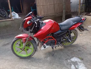 TVS Apache RTR 160 2V 2018 Red