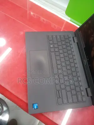 Laptop Dell Latitude 3520 8GB Intel Core i5 SSD 256GB