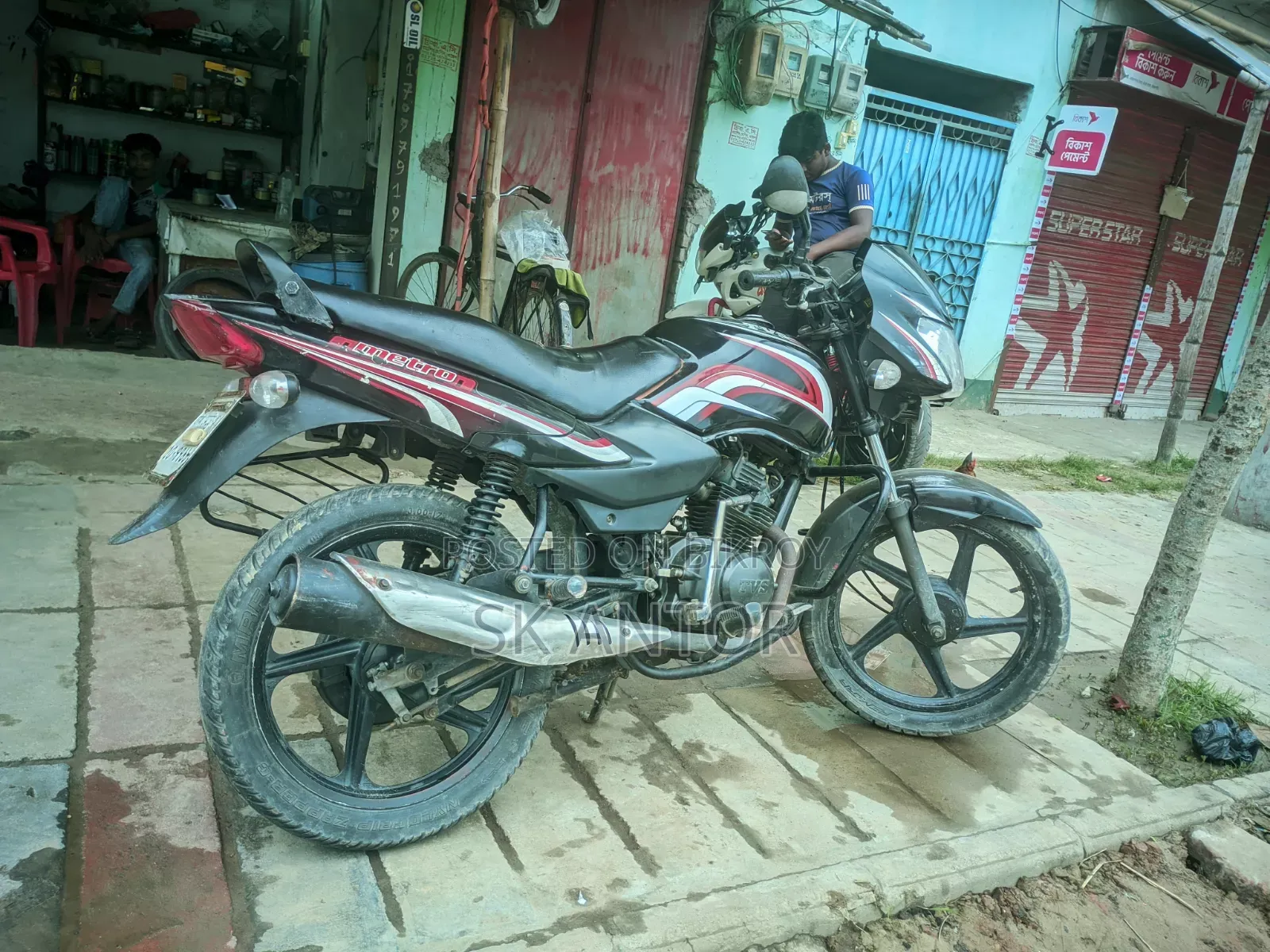 টিভিএস মেট্রো ২০১৭ ব্ল্যাক