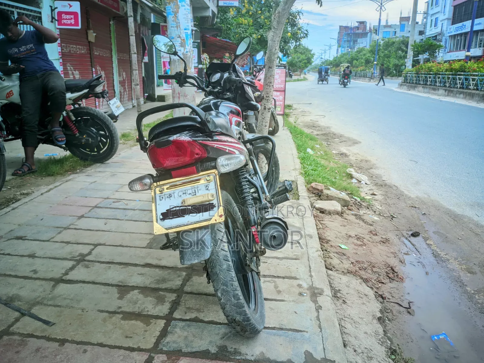 টিভিএস মেট্রো ২০১৭ ব্ল্যাক