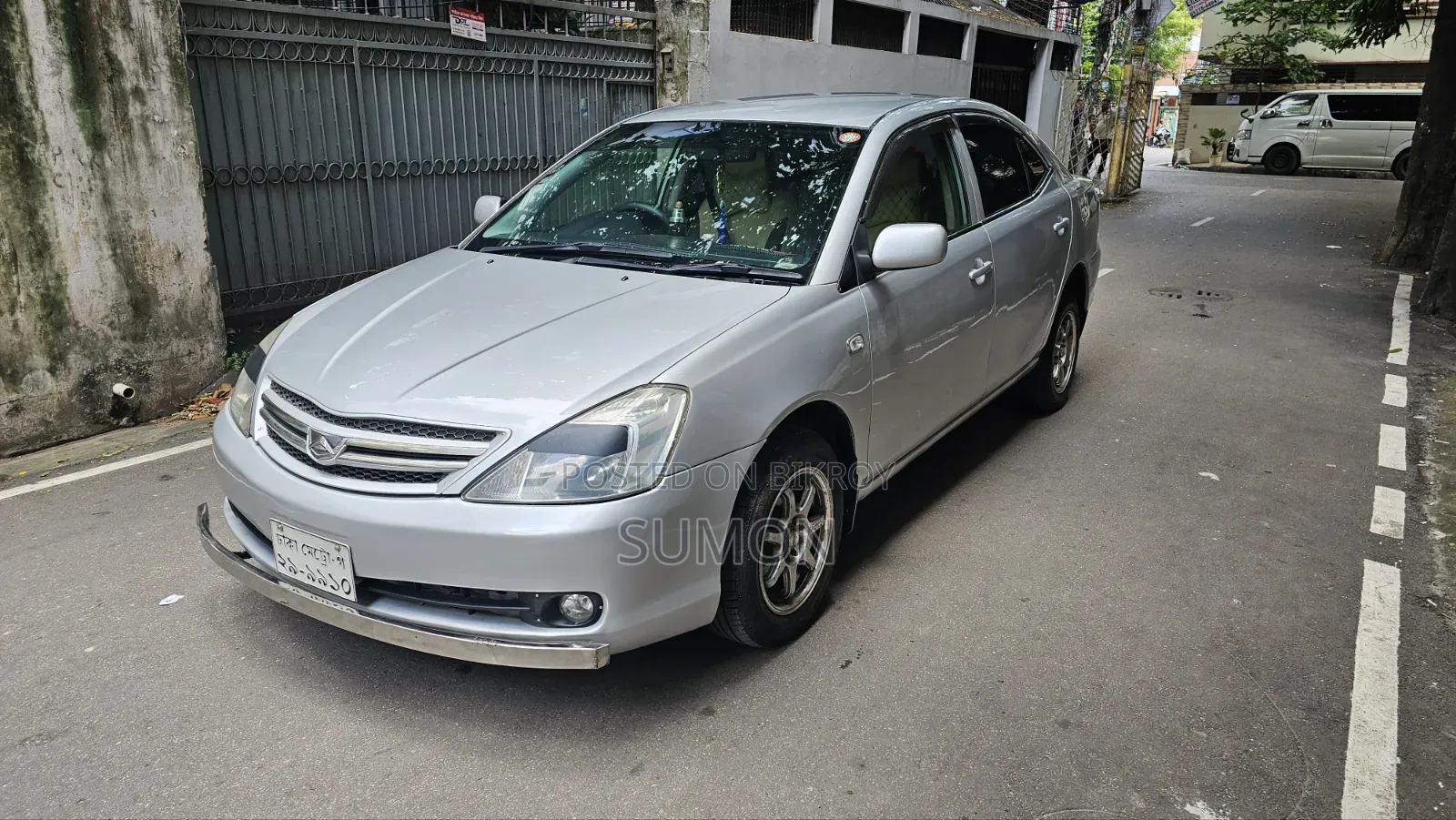টয়োটা অ্যালিওন ২০০৫ সিলভার
