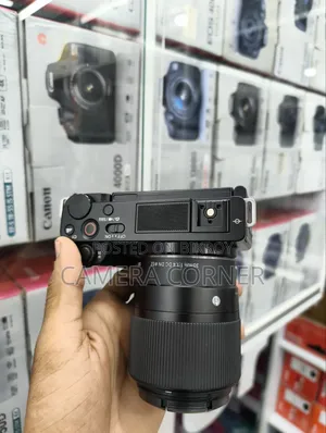 Sony Zv10 Camera With Sigma 30mm 1.4 Lens