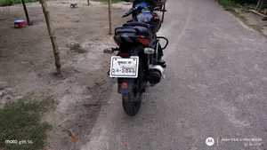 বাজাজ পালসার ১৫০ ২০২৩ কালো