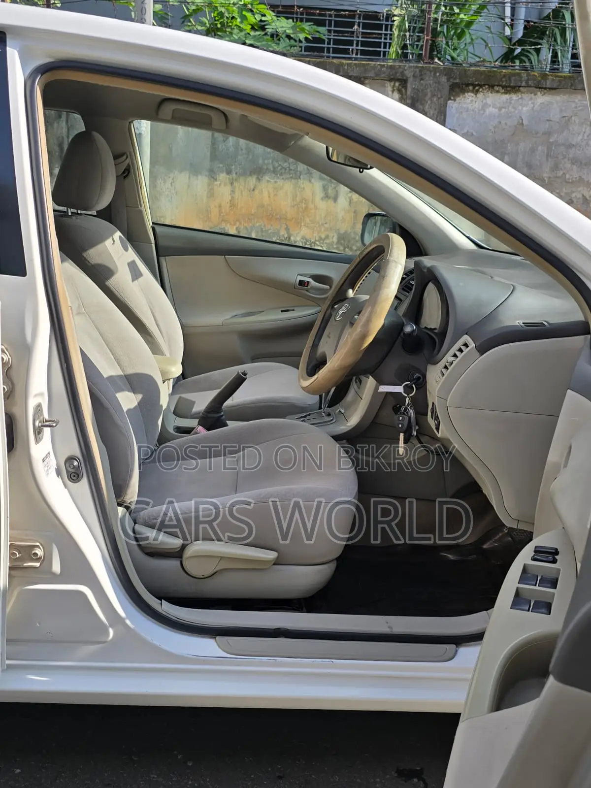 Toyota Axio 1.5 G Two-Wheel Drive 2010 Pearl