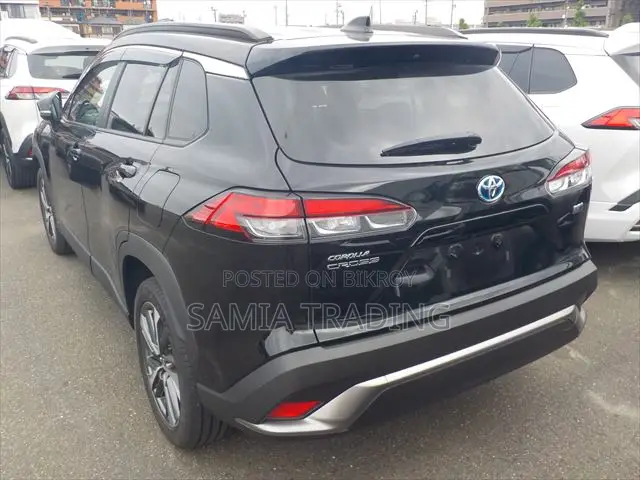 Toyota Corolla Cross L AWD 2023 Black