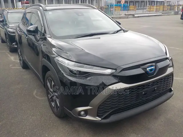 Toyota Corolla Cross L AWD 2023 Black