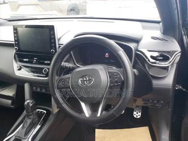Toyota Corolla Cross L AWD 2023 Black