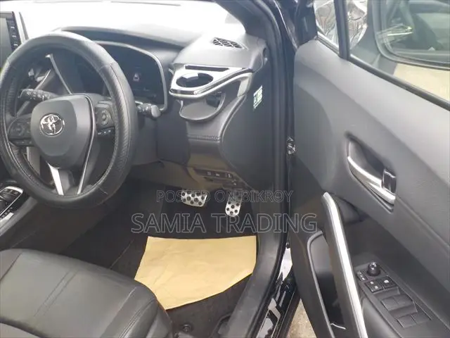 Toyota Corolla Cross L AWD 2023 Black
