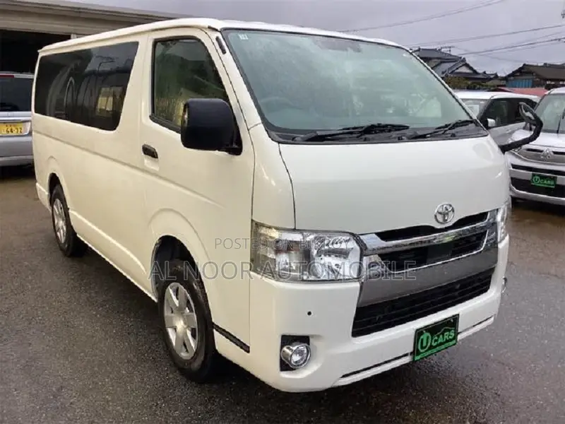 Toyota HiAce 2021 White