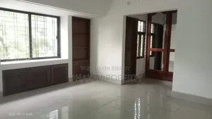 ৫০০০ বর্গফুট অফিস স্পেস ভাড়া গুলশান এভিনিউ