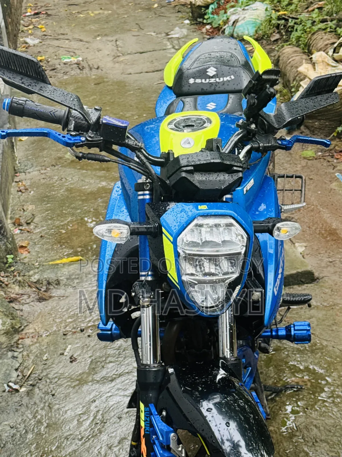 সুজুকি জিক্সার ২০২৫ নীল