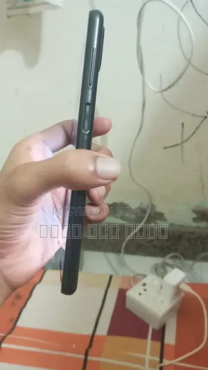 স্যামসাং গ্যালাক্সি এ১২ ৩২ জিবি সাদা