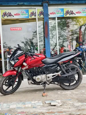 Bajaj Pulsar 150 2014 Red