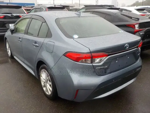 Toyota Corolla 2021 Blue