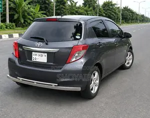 Toyota Vitz 2012 Gray