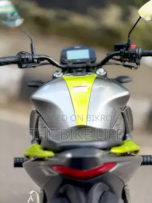 Suzuki Gixxer 2026 Gray
