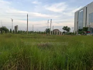 Block N || North Face || Corner 3rd Plot || Urgent Sell