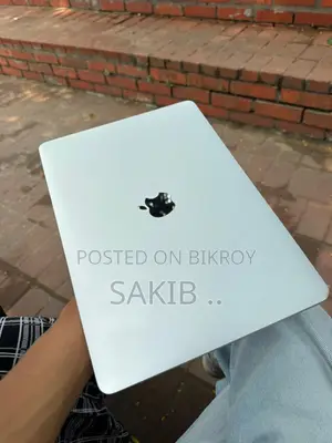 ল্যাপটপ অ্যাপল ম্যাকবুক এয়ার ২০২০ এম১ ৮জিবি অ্যাপল এম১ এসএসডি ৫১২জিবি