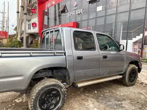 Toyota Hilux 2.5 Cab 2005 Silver