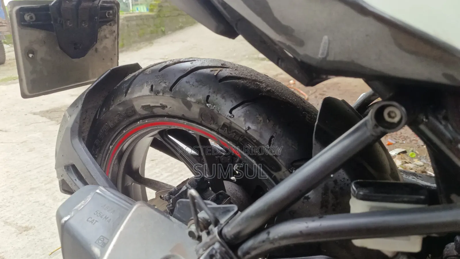 Hero Thriller 160R 2021 Black